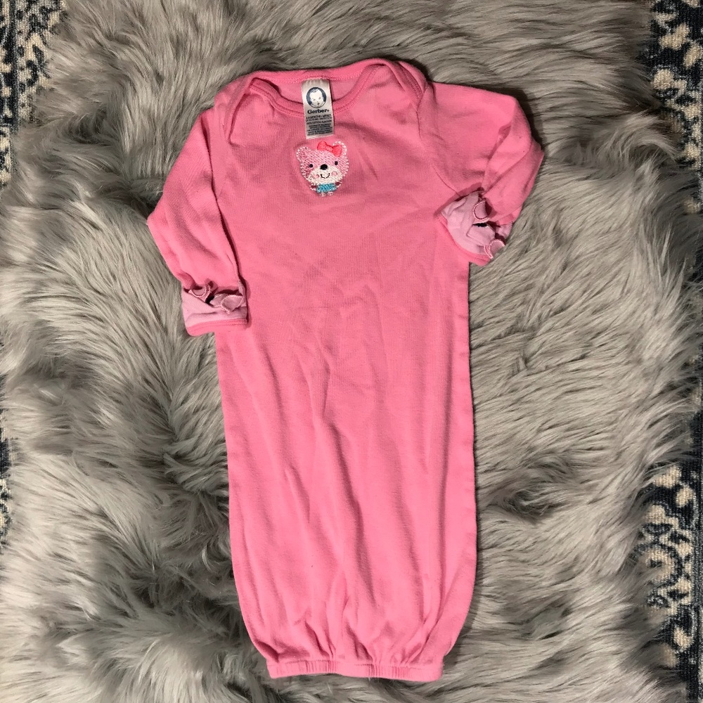 Gerber pink mitten cuff gown 0-6 months